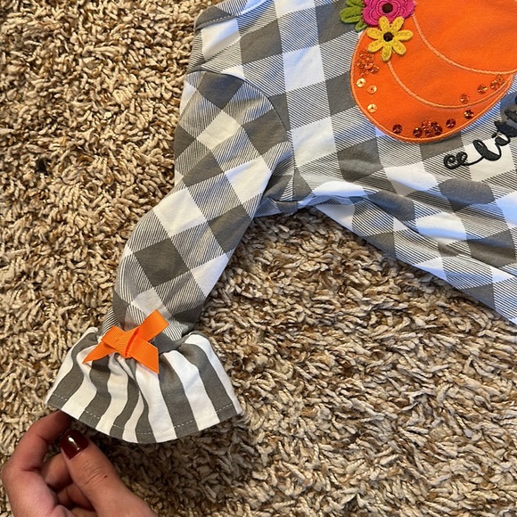 Rate Edition little pumpkin romper - Picture 4 of 4